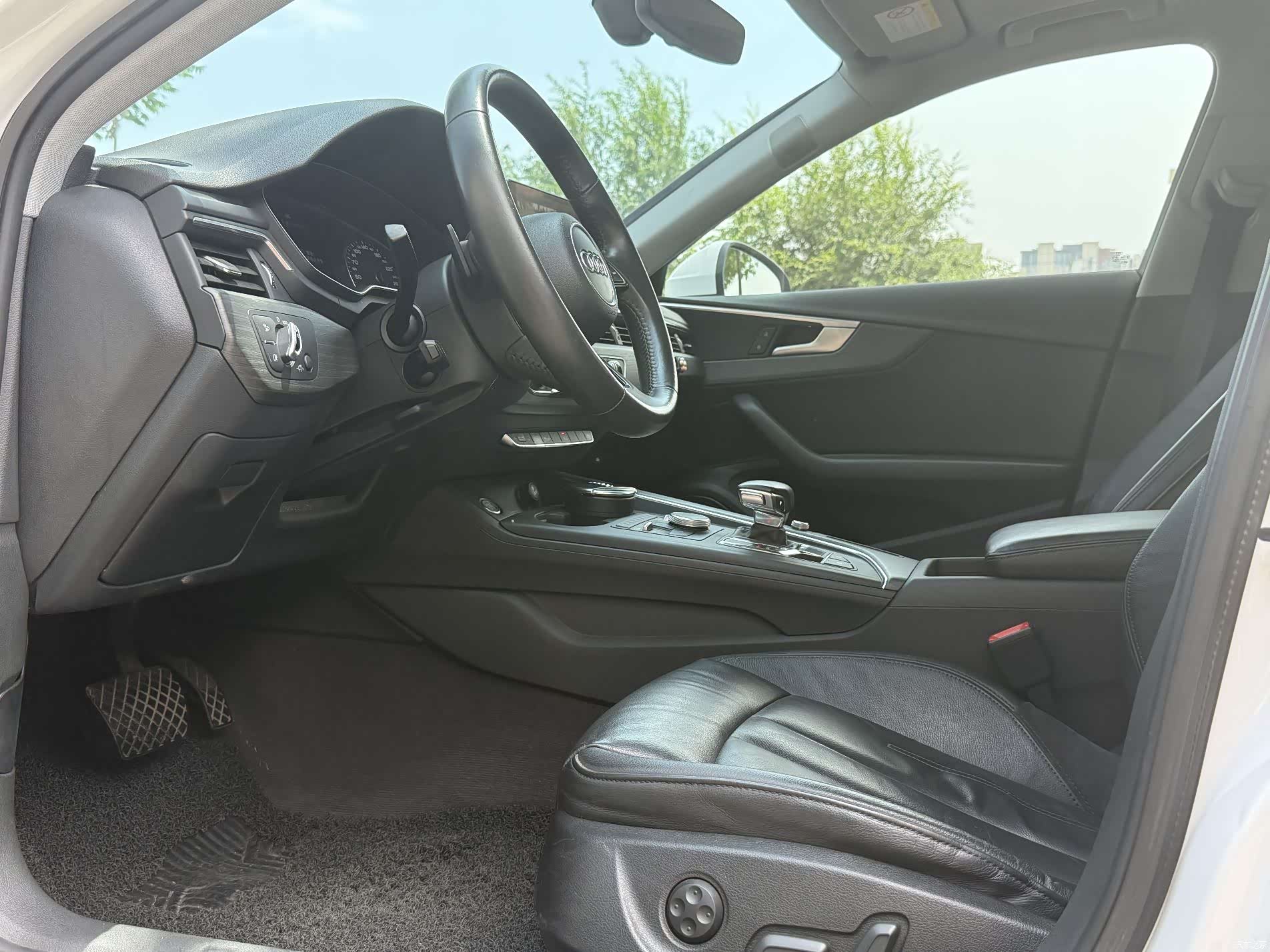 Audi A4L, 2017 7