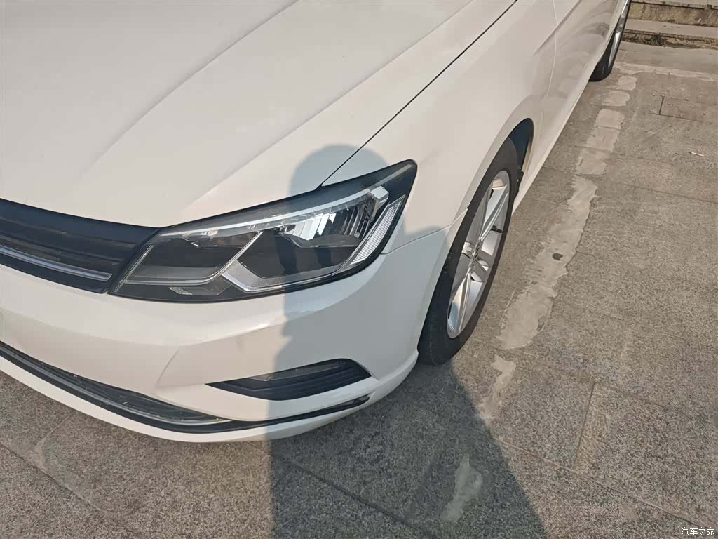 Volkswagen Lamando, 2015 3