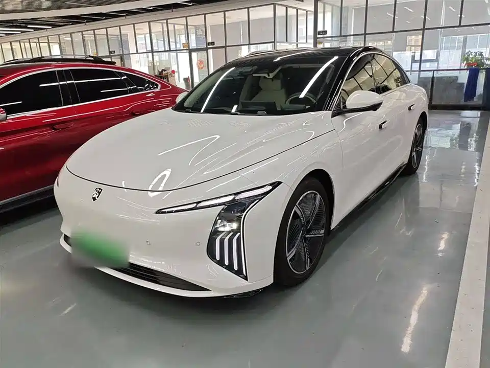 Forthing Xinghai S7 Forthing Xinghai S7