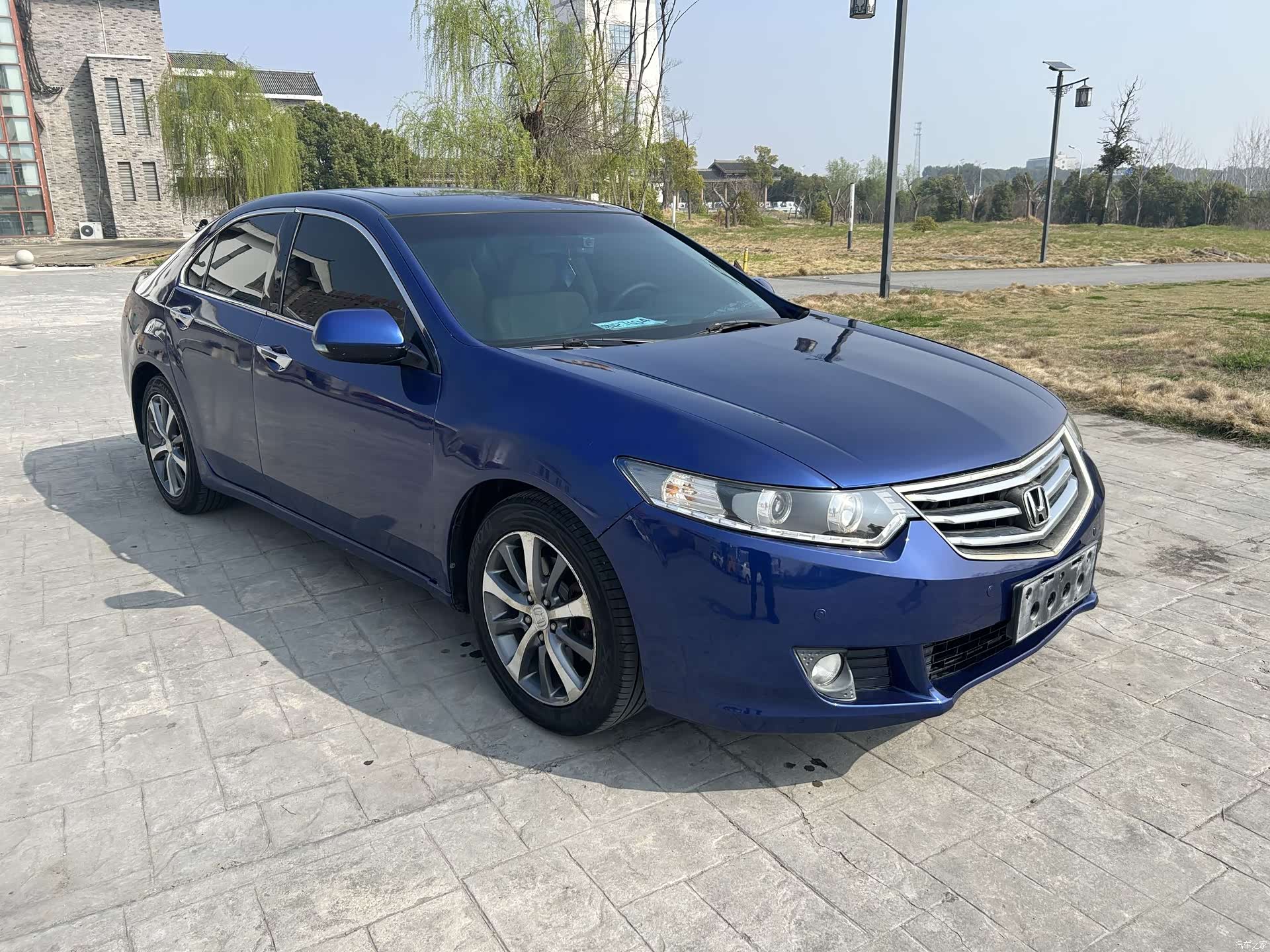 Honda Spirior, 2010 3