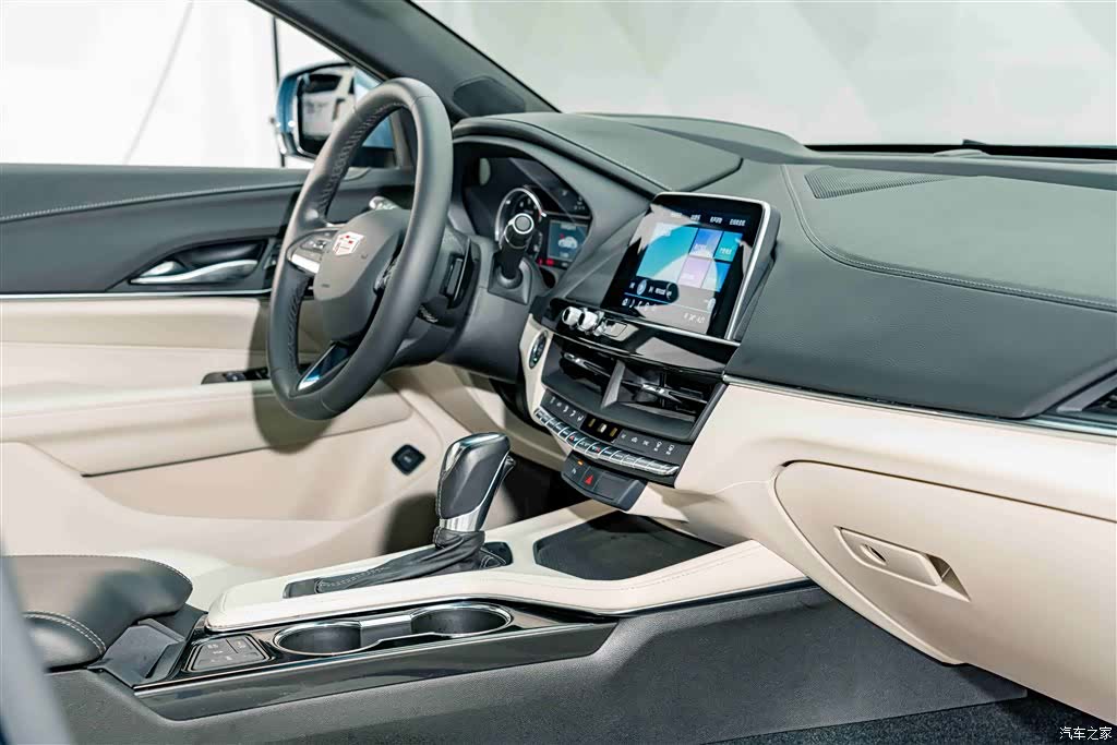 Cadillac CT4, 2023 17