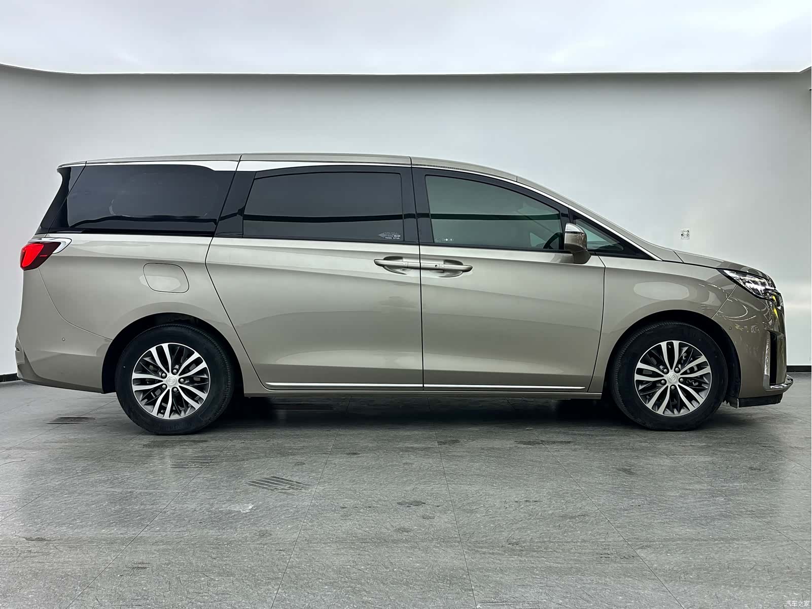 Buick GL8, 2025 14