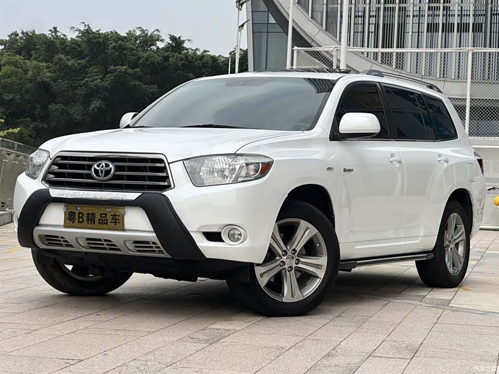 Toyota Highlander, 2011 1