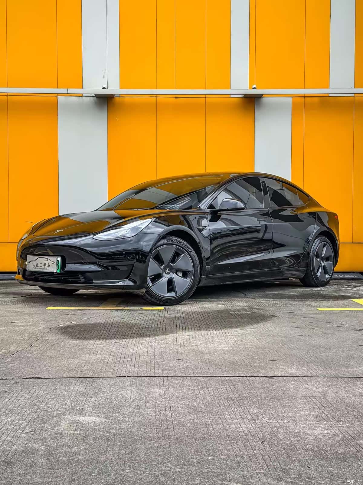 Tesla Model 3, 2023 1