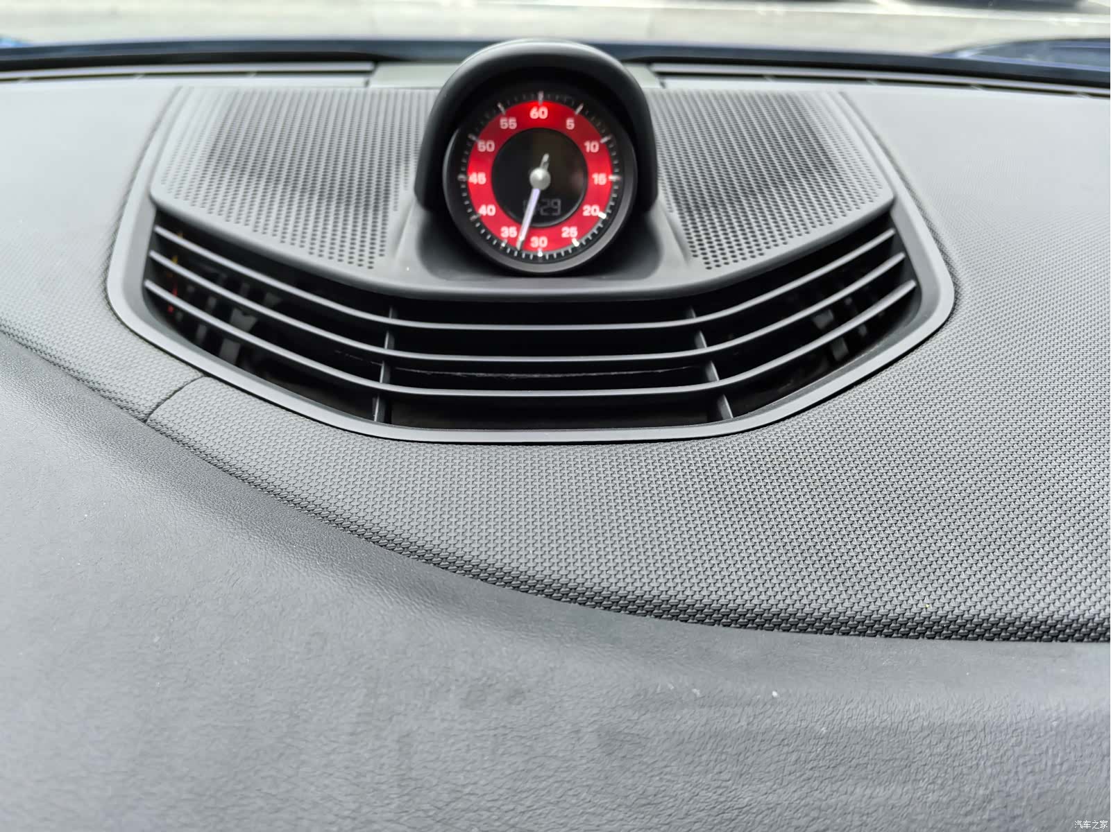 Porsche Taycan, 2021 9