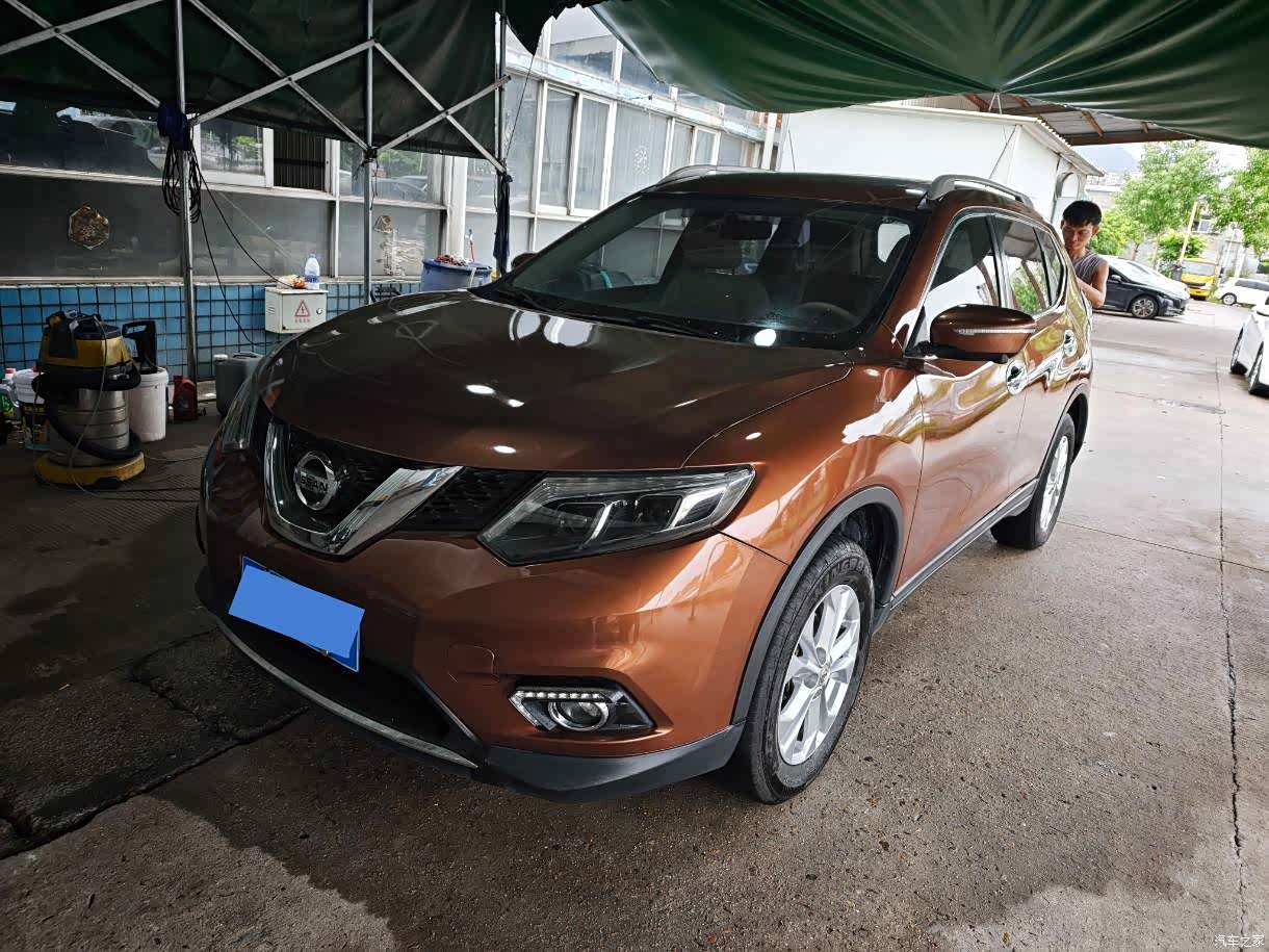 Nissan X-Trail, 2016 1