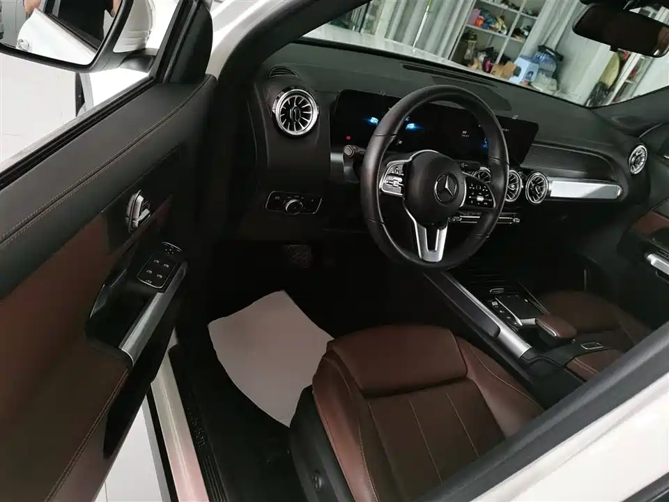 Mercedes-Benz GLB