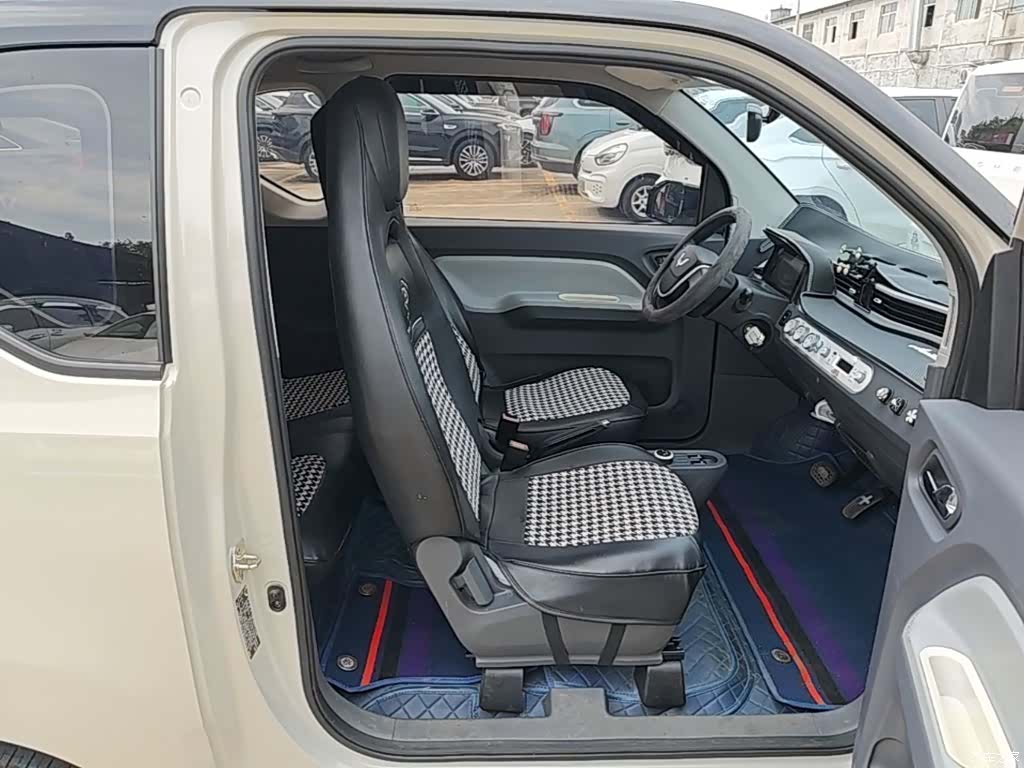 Wuling MINIEV, 2022 25