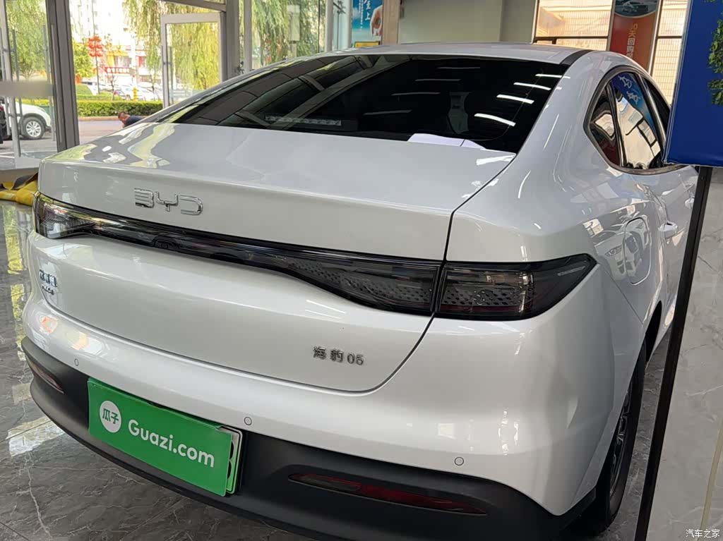 BYD Seal, 2025 13