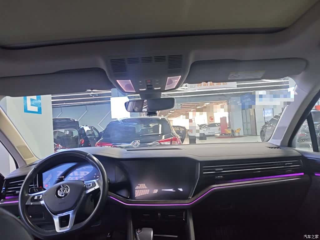Volkswagen Touareg, 2020 18