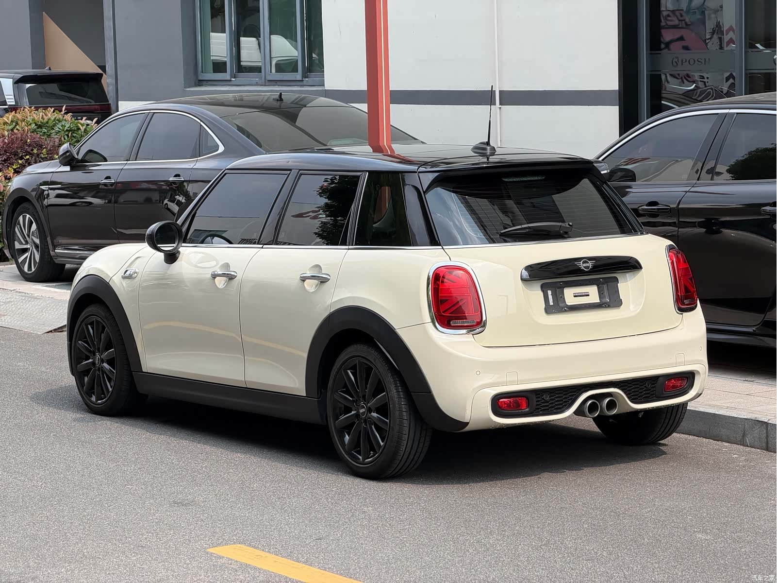 Mini Cooper, 2019 все фото
