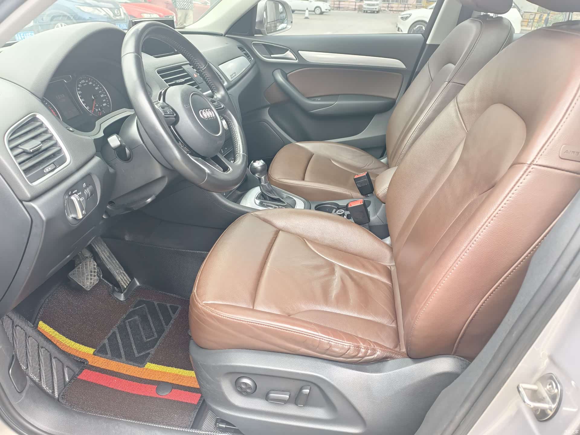 Audi Q3, 2015 6