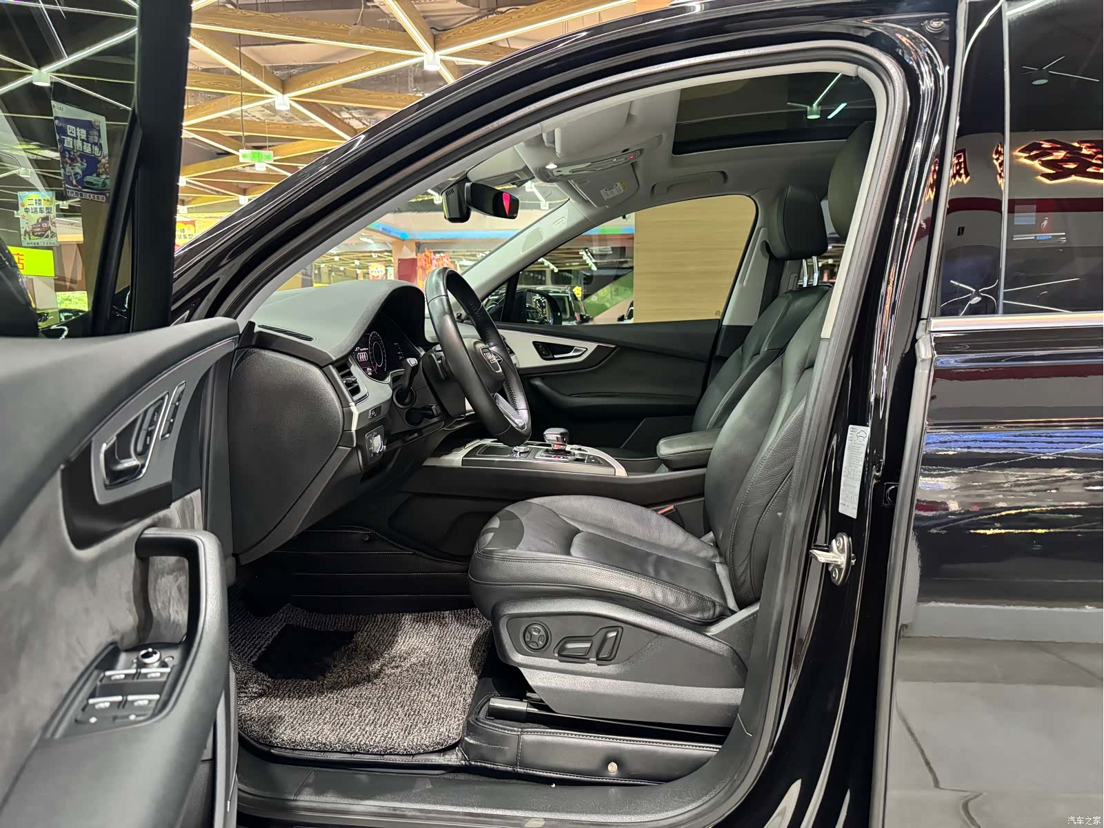 Audi Q7, 2018 6