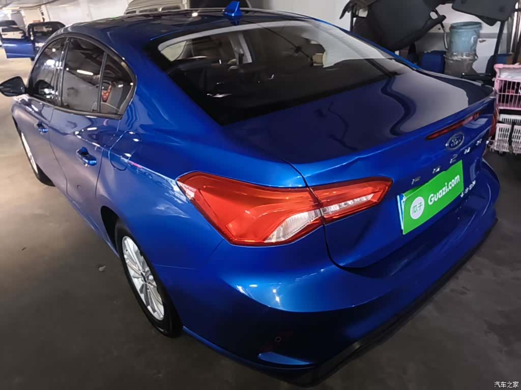 Ford Focus, 2019 все фото