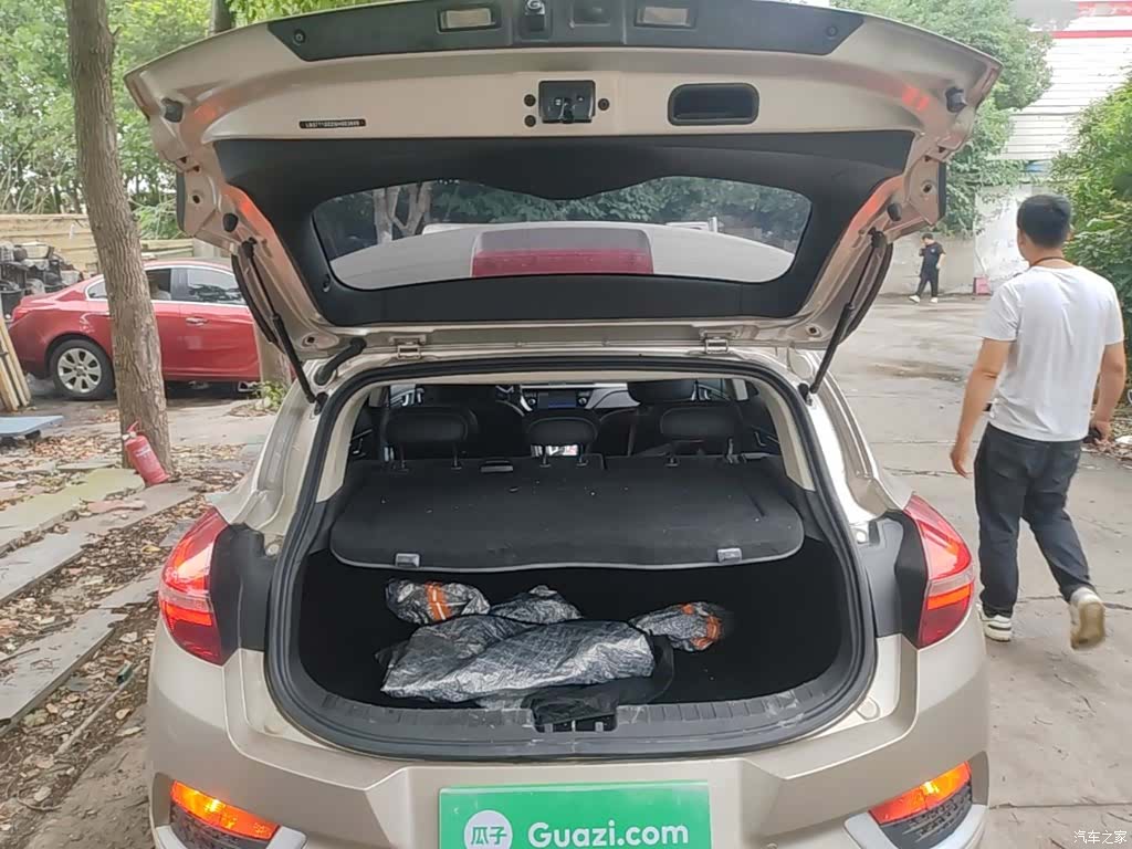 Geely Emgrand, 2016 19