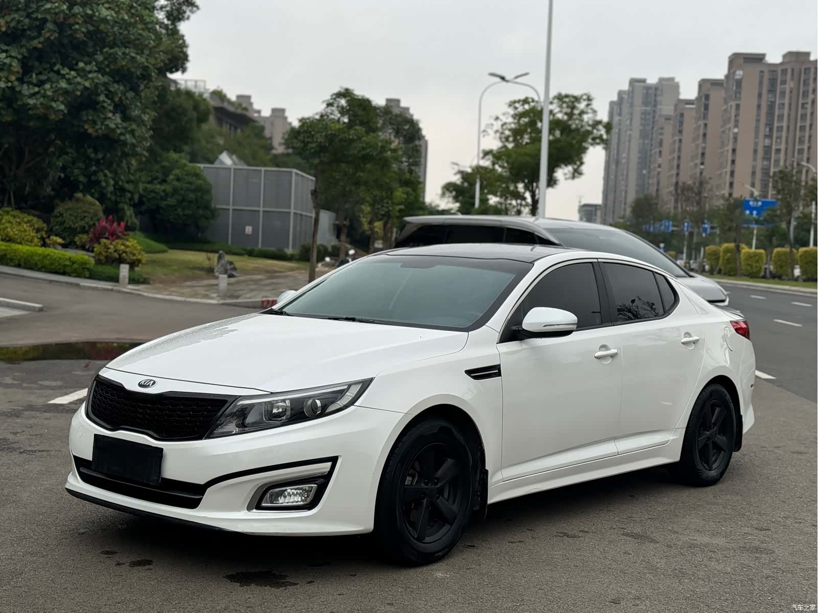 Kia K5, 2015 1