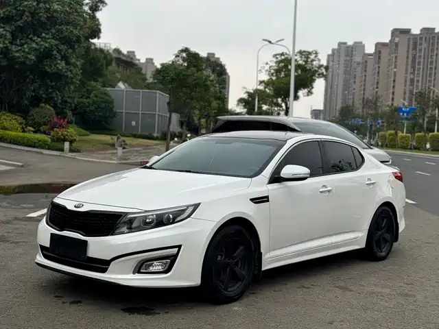 Kia K5 2015 — купить из Китая под заказ