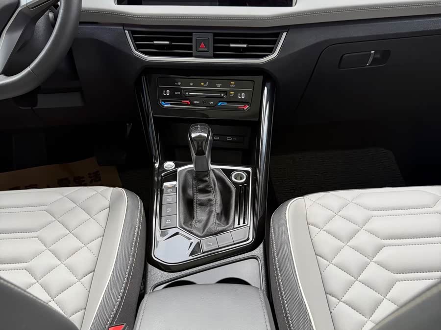 Volkswagen Tayron 2023, фото 13