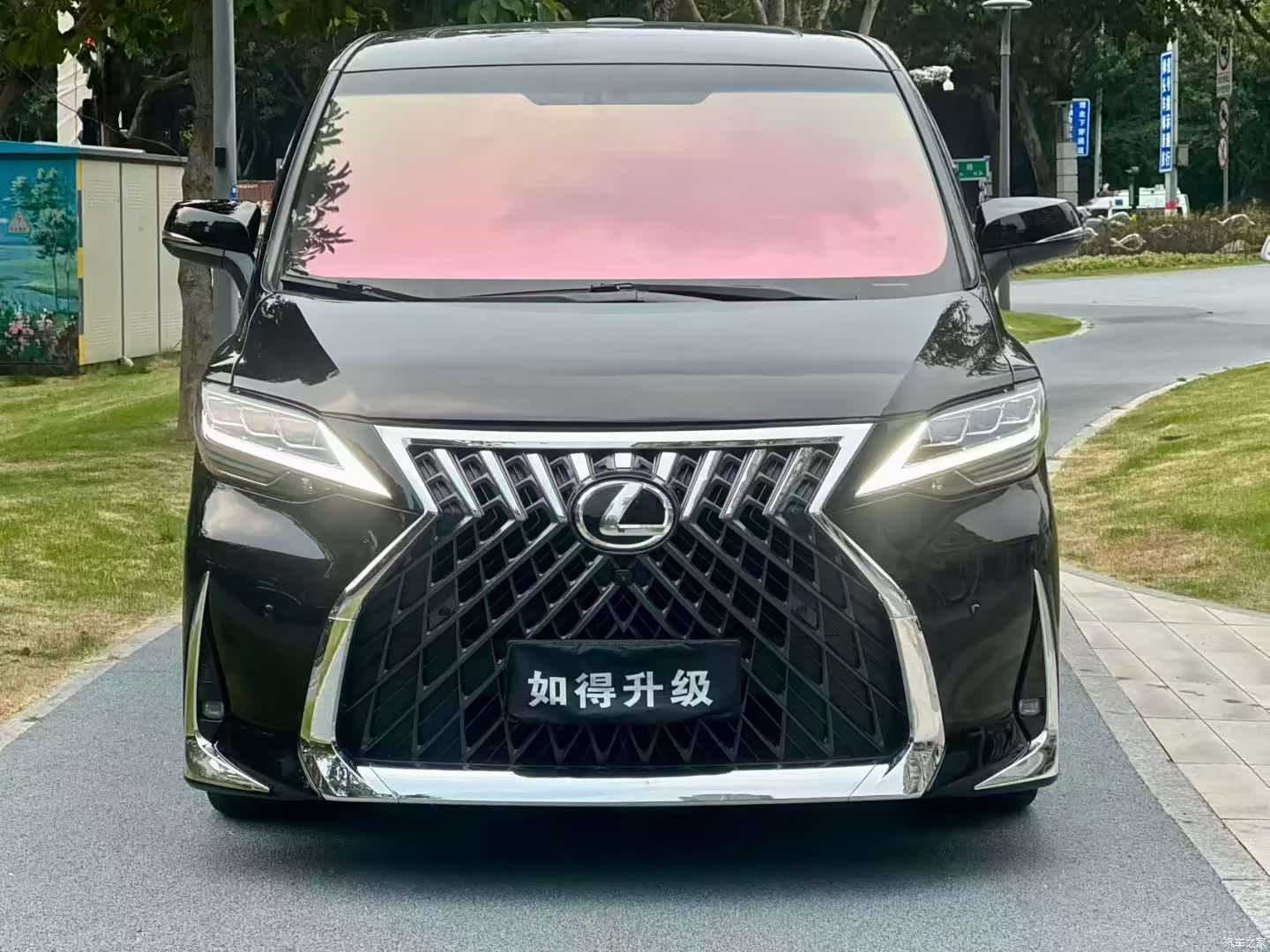 Toyota Alphard, 2011 2