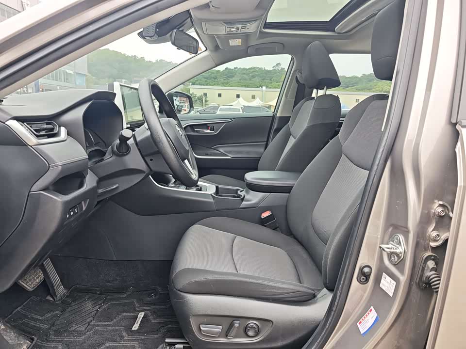 Toyota RAV4 Rongfang