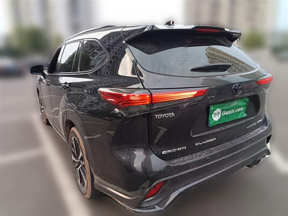Toyota Crown Lufang