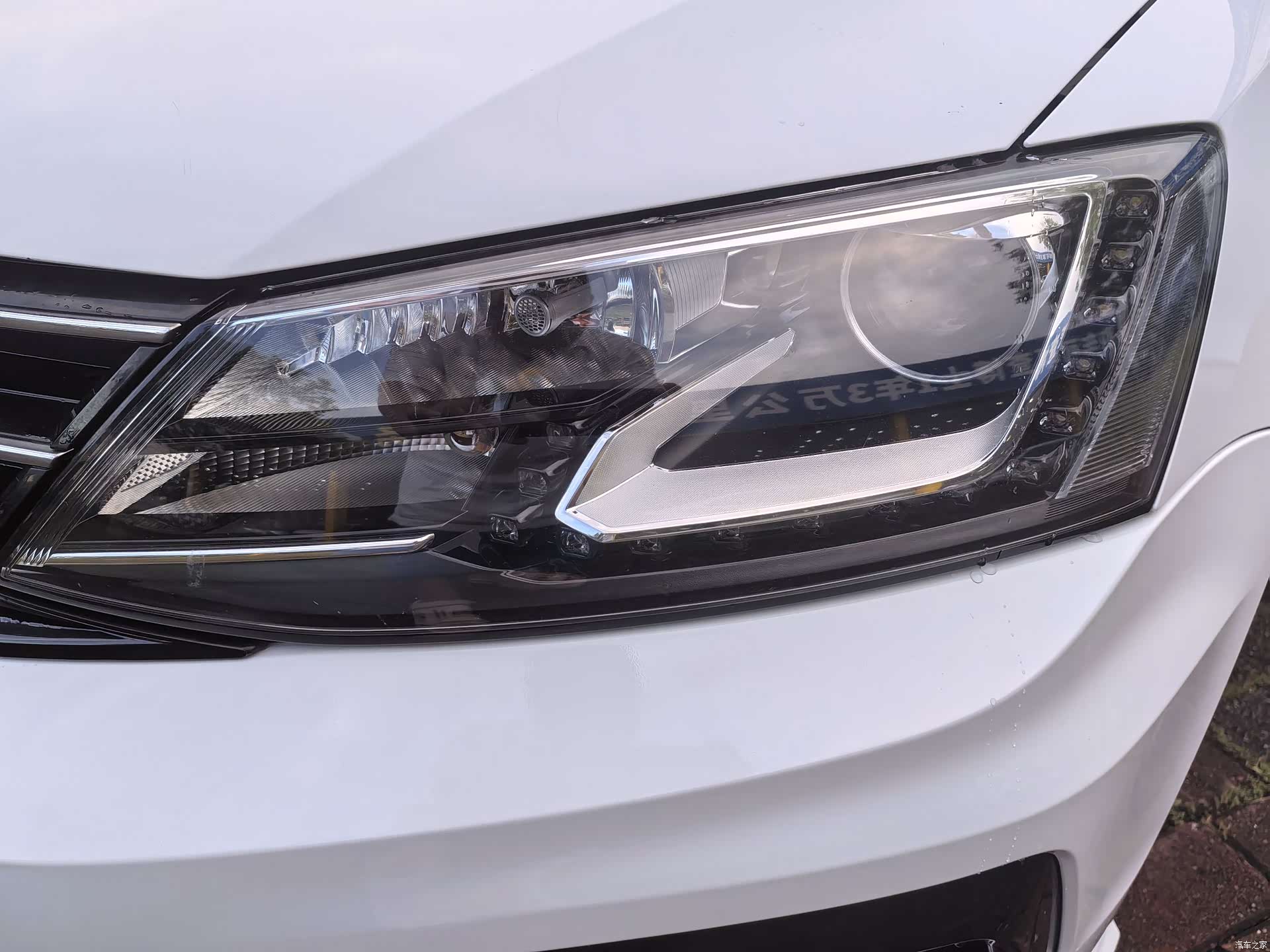 Volkswagen Sagitar, 2018 13