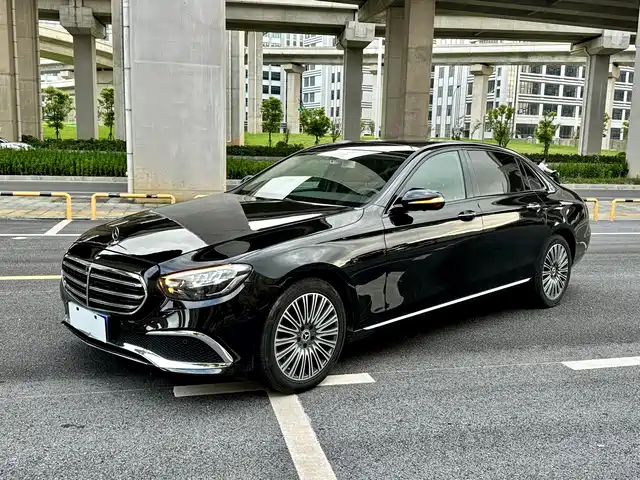 Mercedes-Benz E-Class 2021 — купить из Китая под заказ