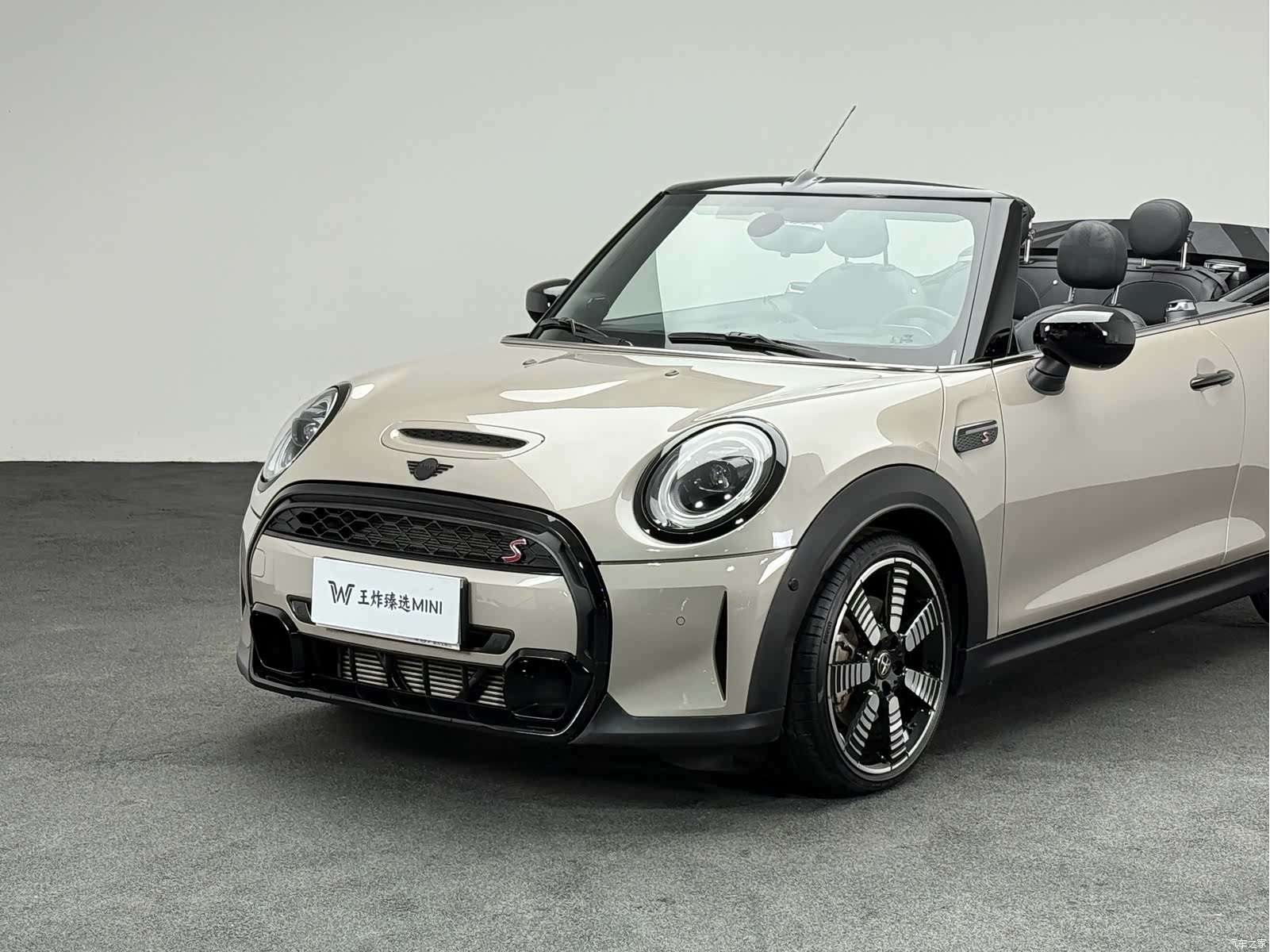 Mini Cooper, 2023 все фото