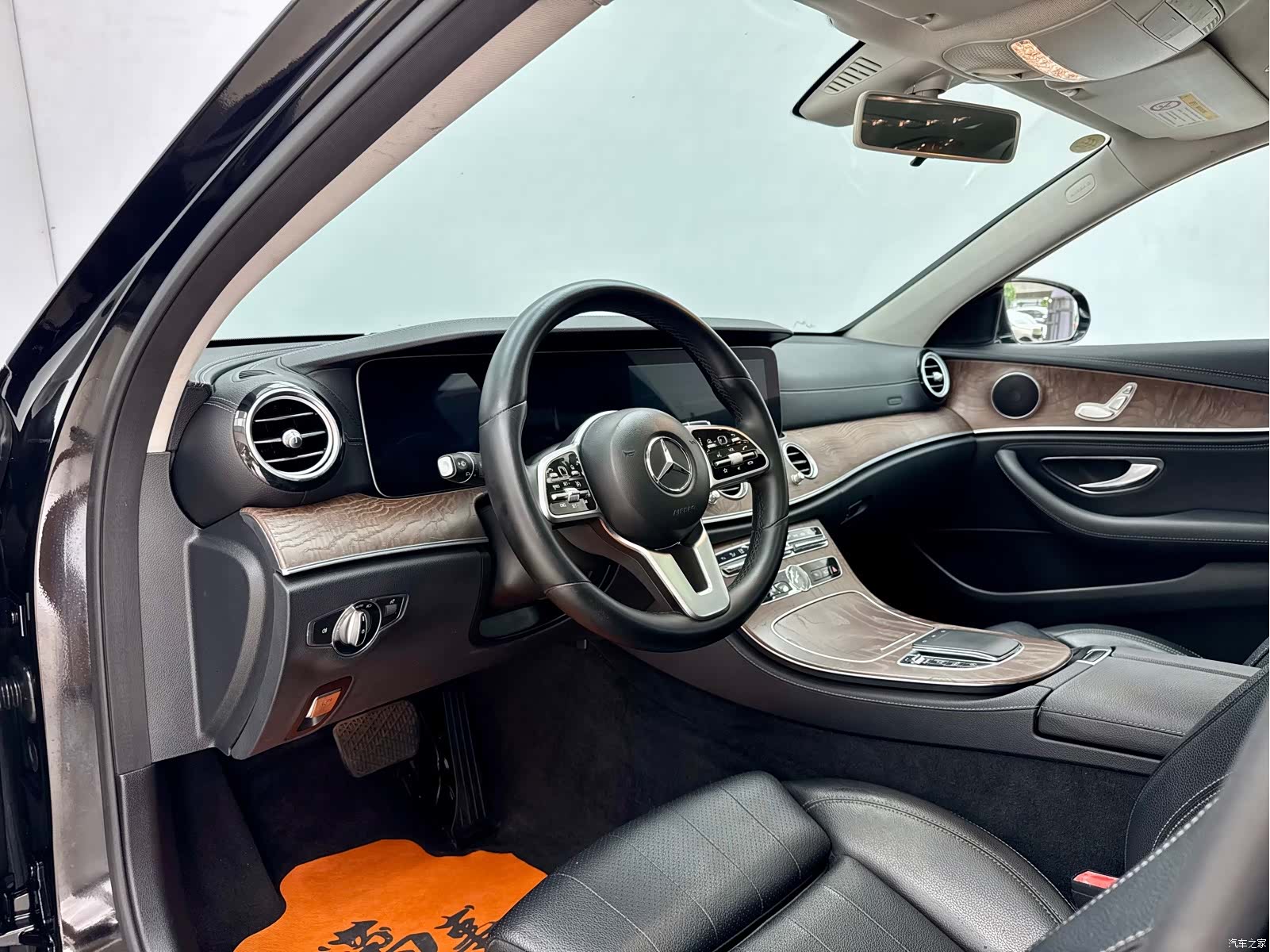 Mercedes-Benz E-Class, 2019 6