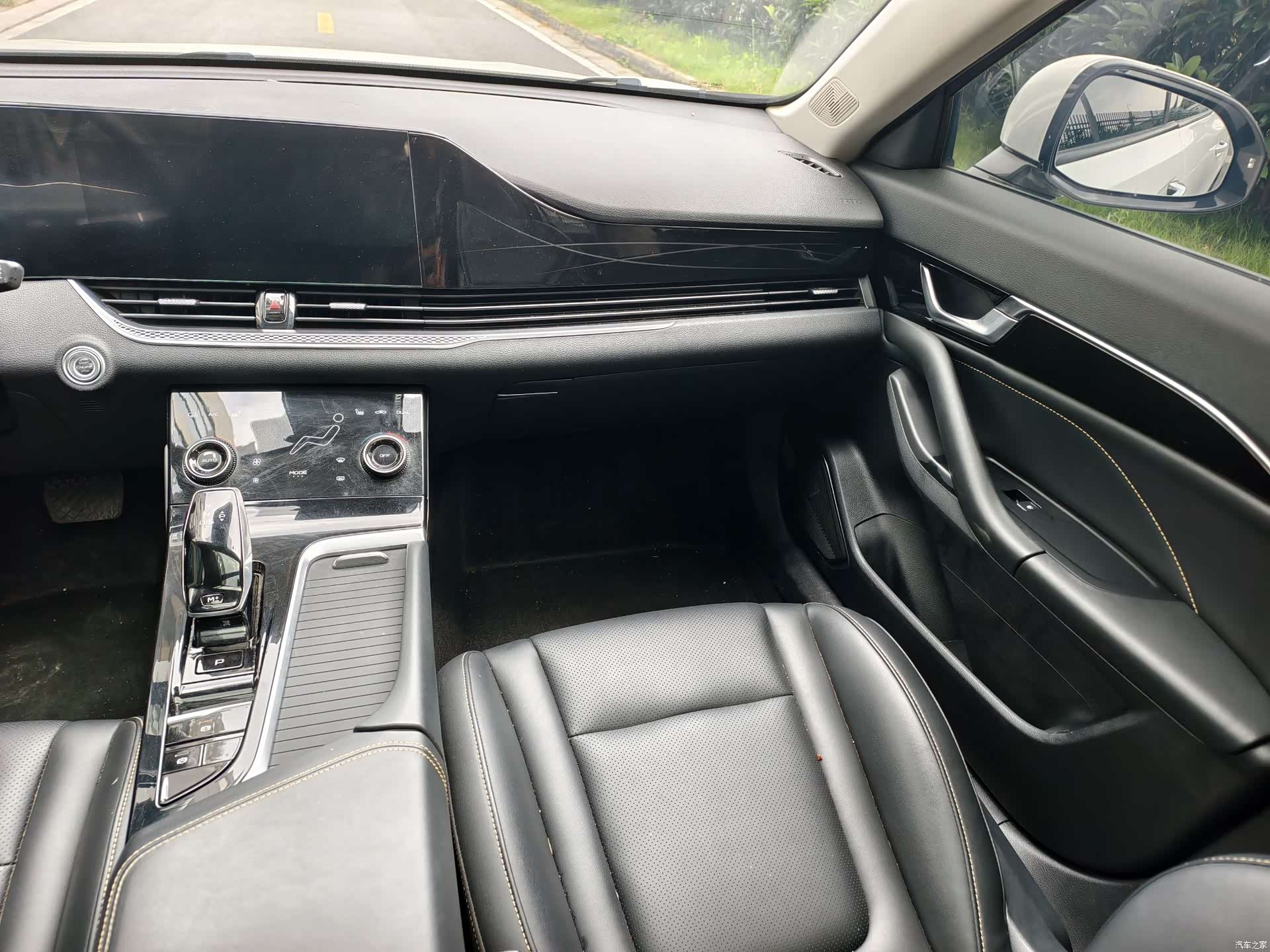 Bestune B70, 2022 10