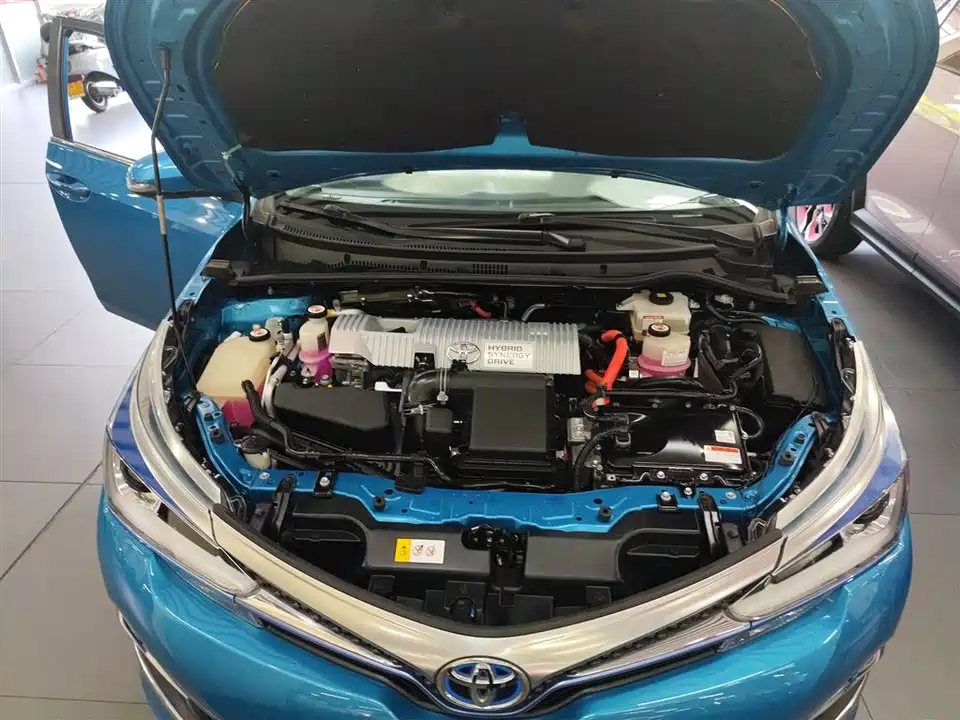 Toyota Corolla dual engine E+ Toyota Corolla dual engine E+