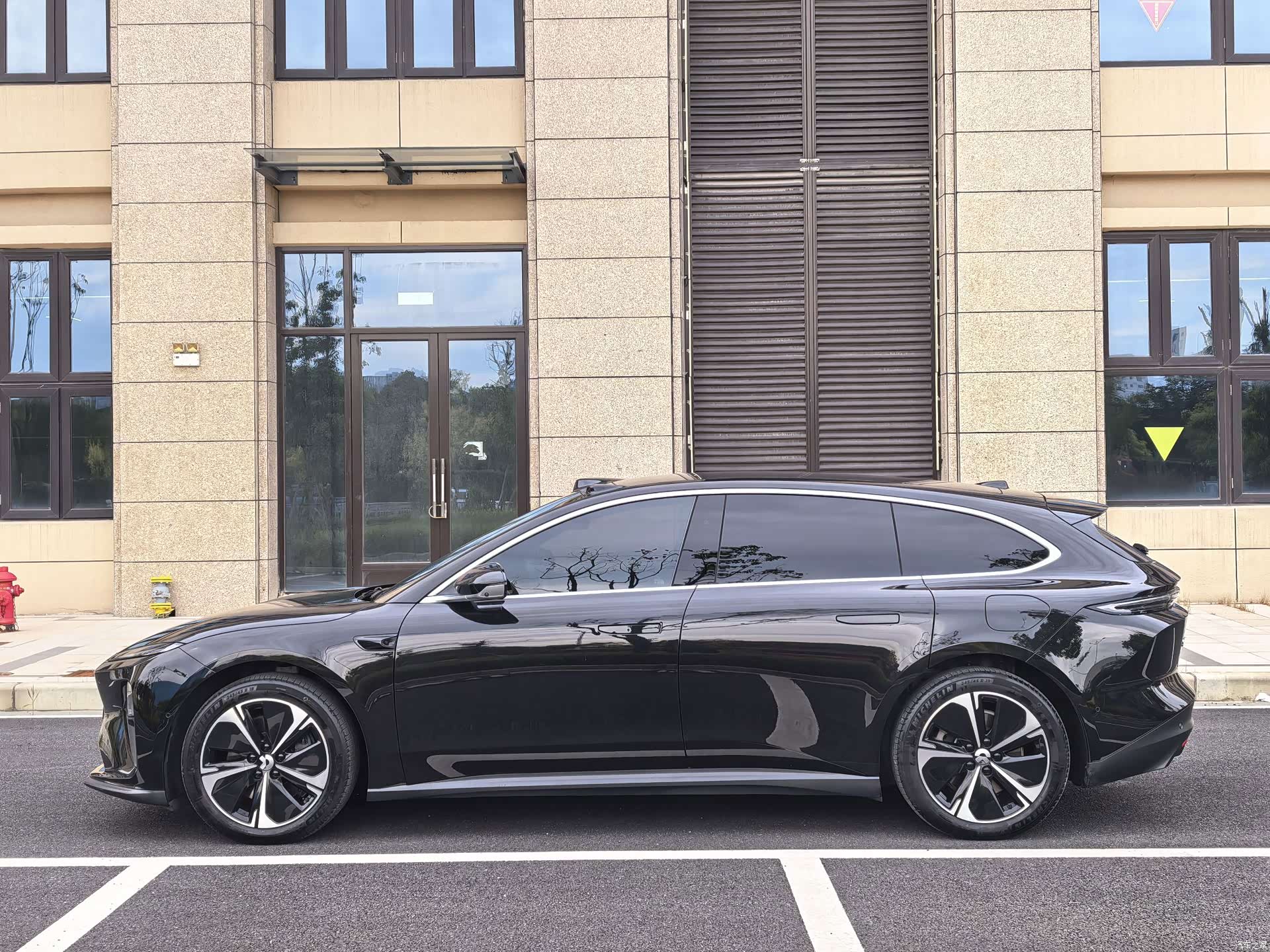 NIO ET5, 2024 8