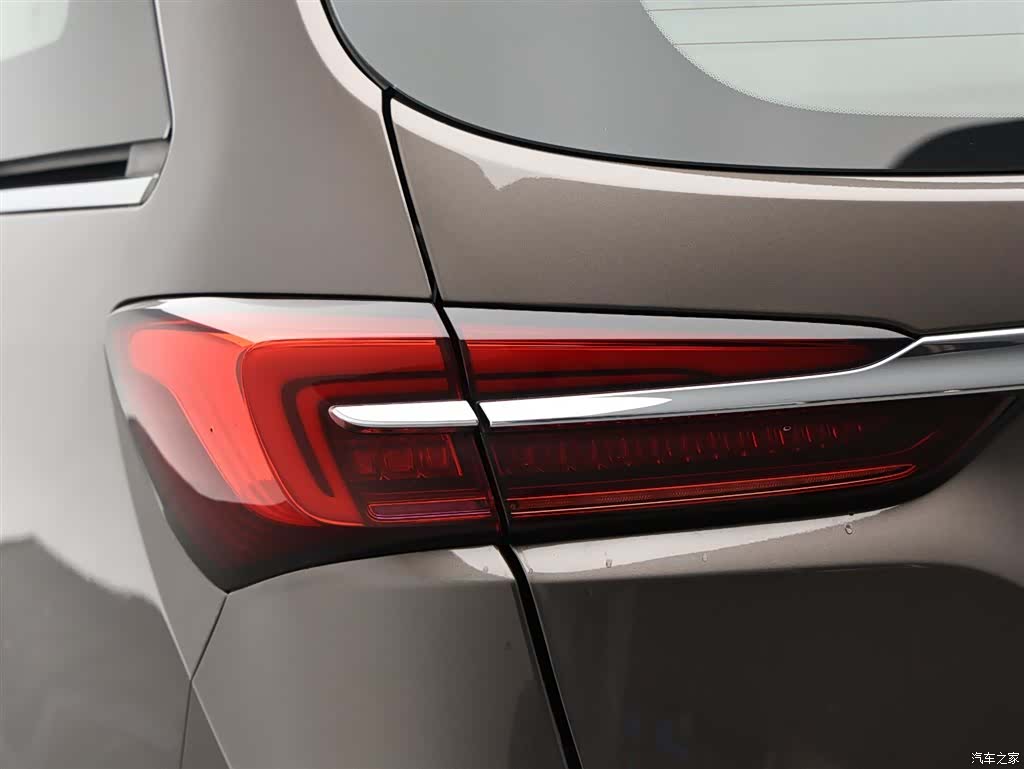 Buick GL8, 2023 7