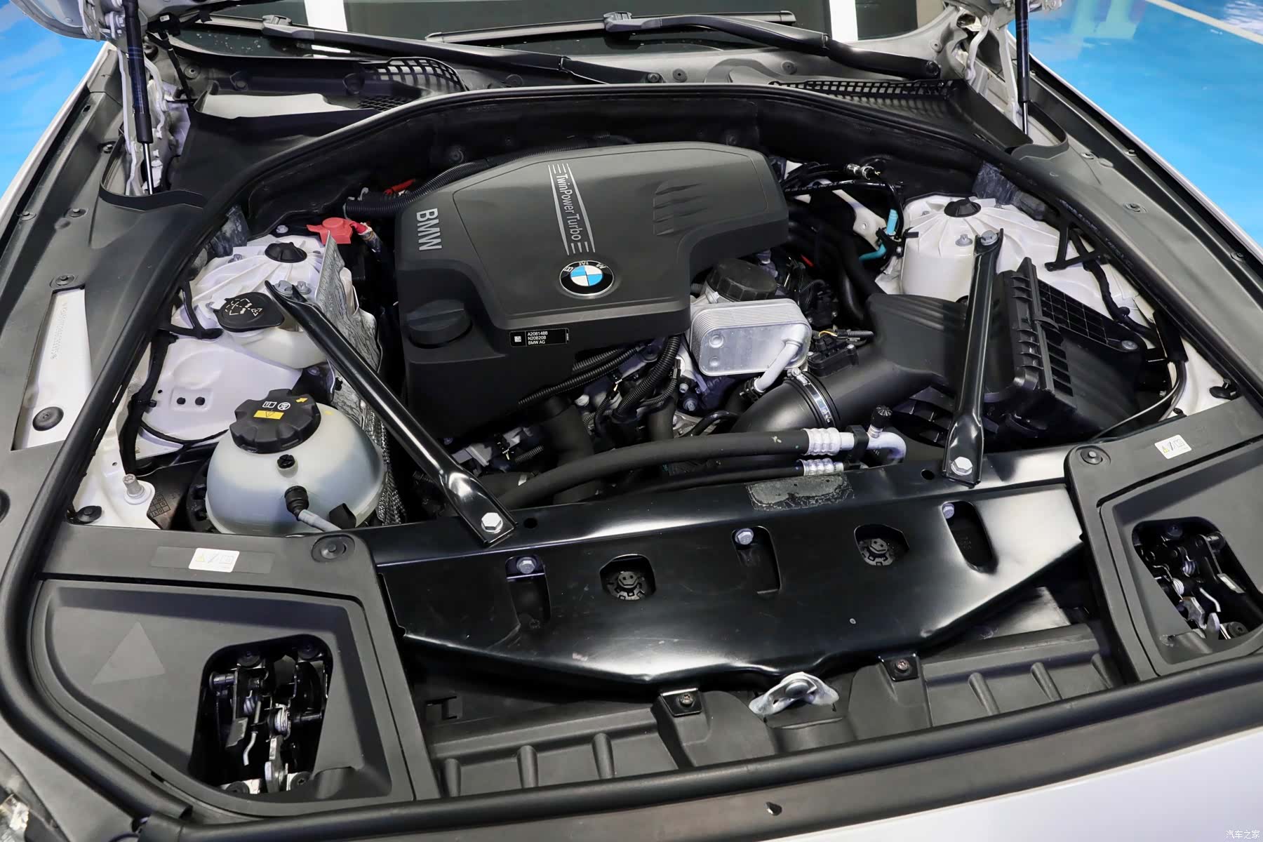 BMW 5 Series, 2016 9