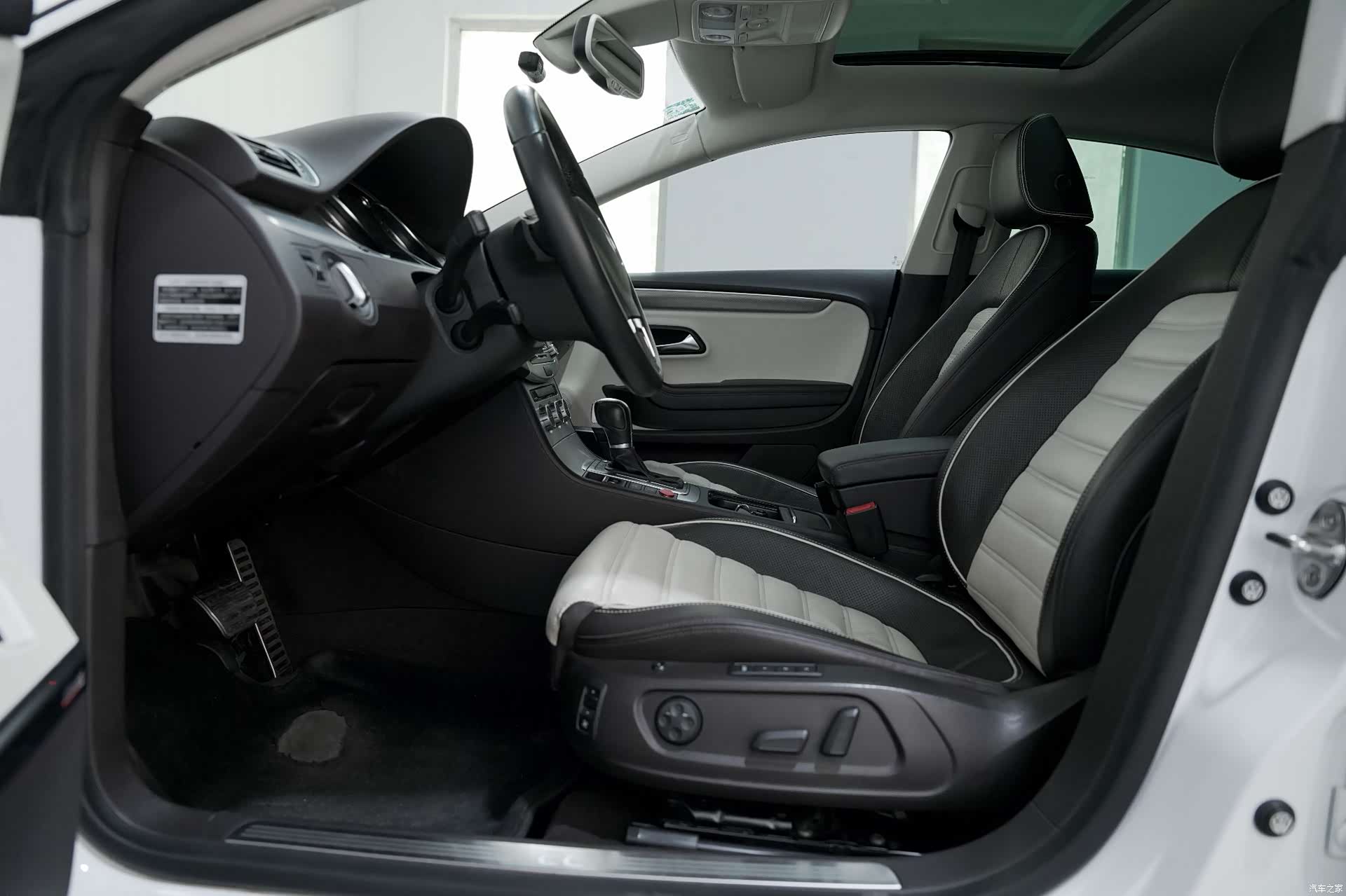 Volkswagen CC, 2014 14