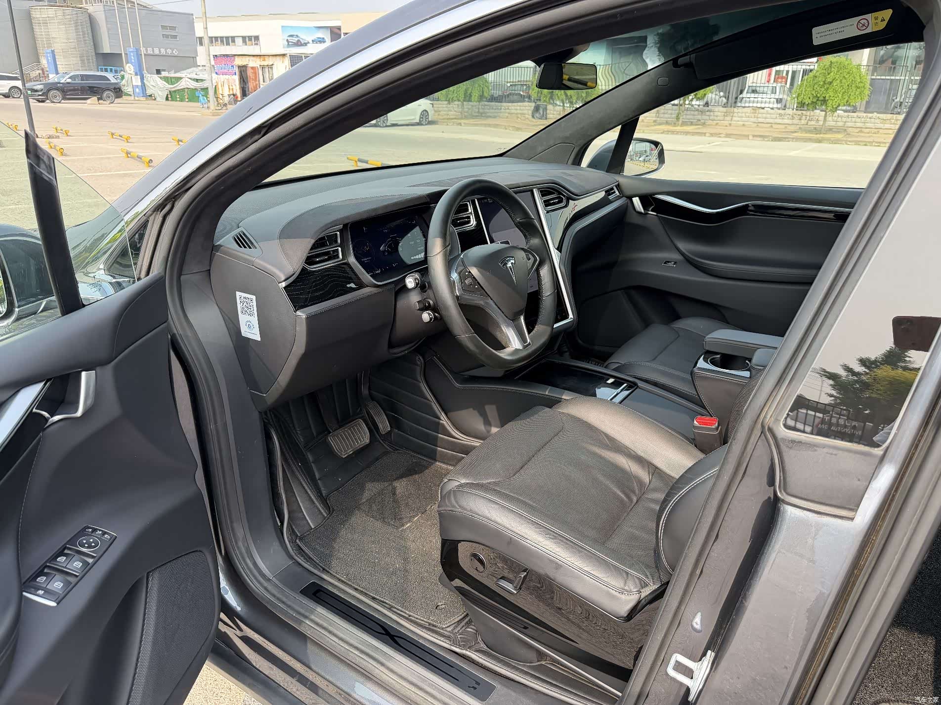Tesla Model X, 2017 11