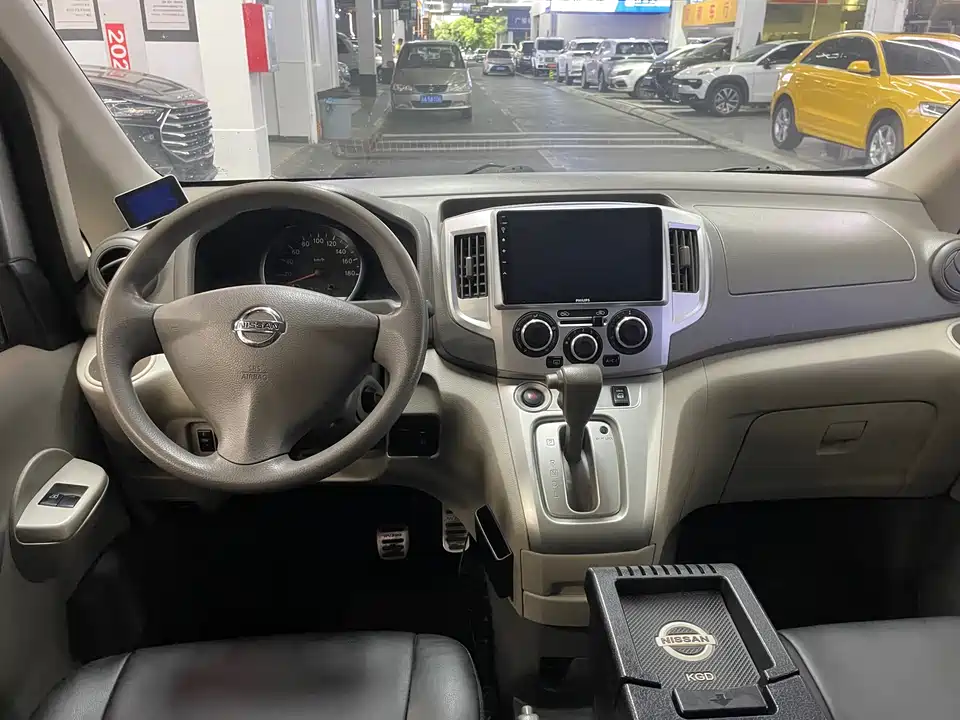 Nissan NV200 Nissan NV200