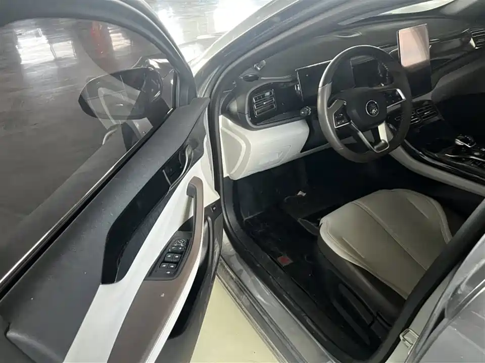BYD Qin Yuan