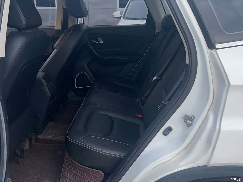 Bestune X40, 2019 13