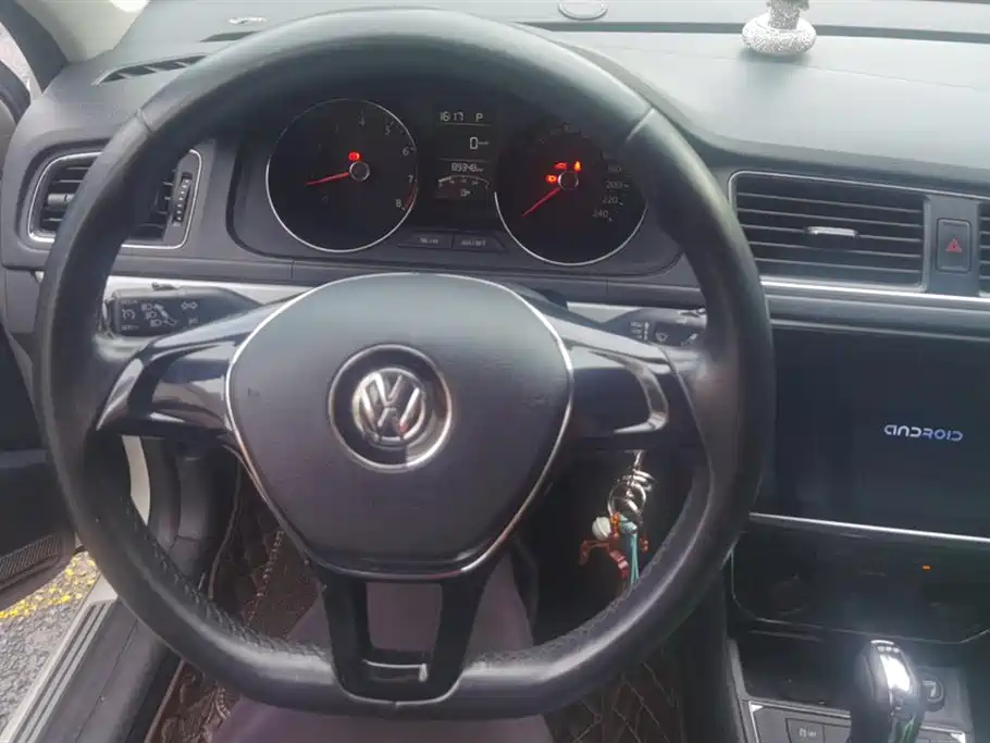 Volkswagen Lavida