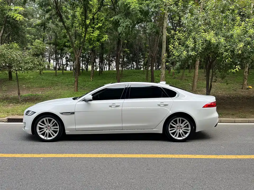 Jaguar XFL Jaguar XFL