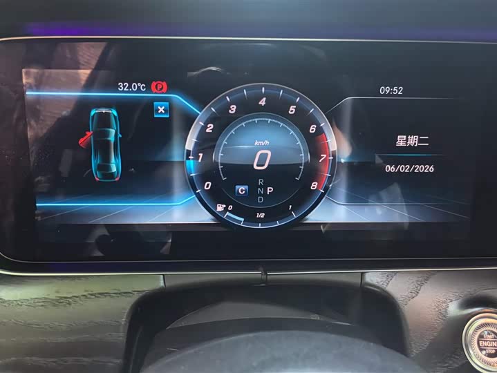 Mercedes-Benz E-Class, 2018 года фото 15
