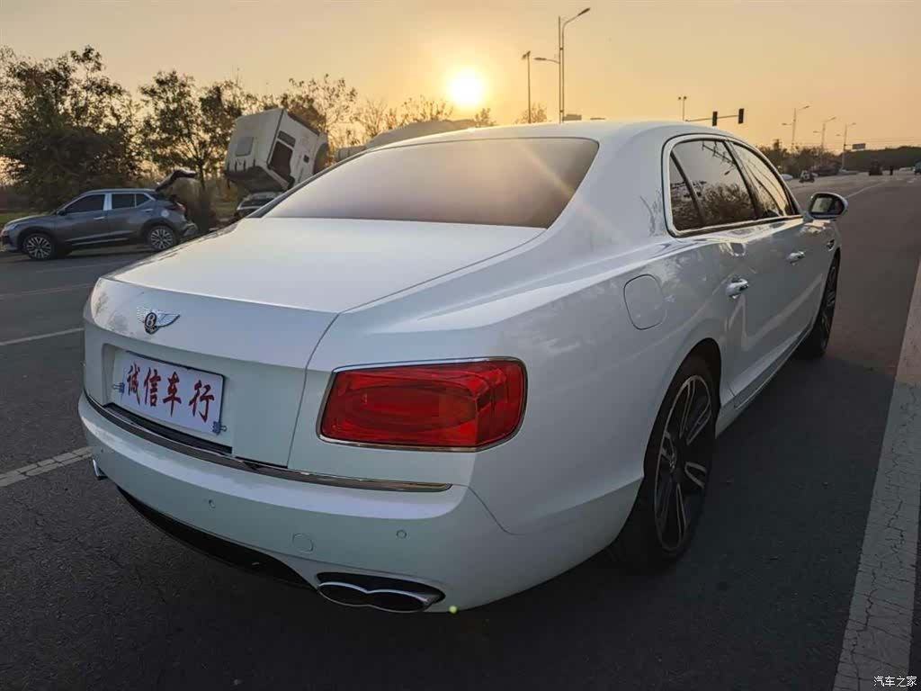 Bentley Flying Spur, 2018 16