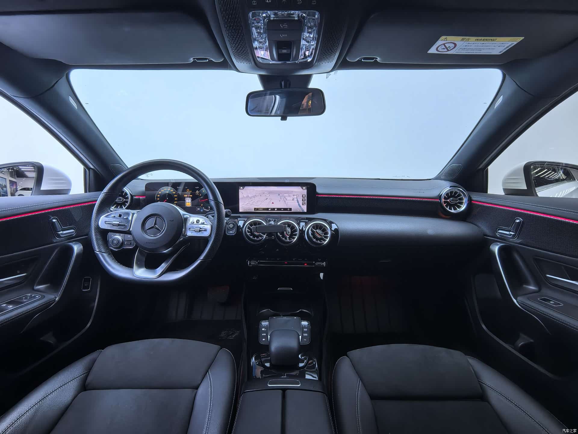 Mercedes-Benz A-Class, 2023 11