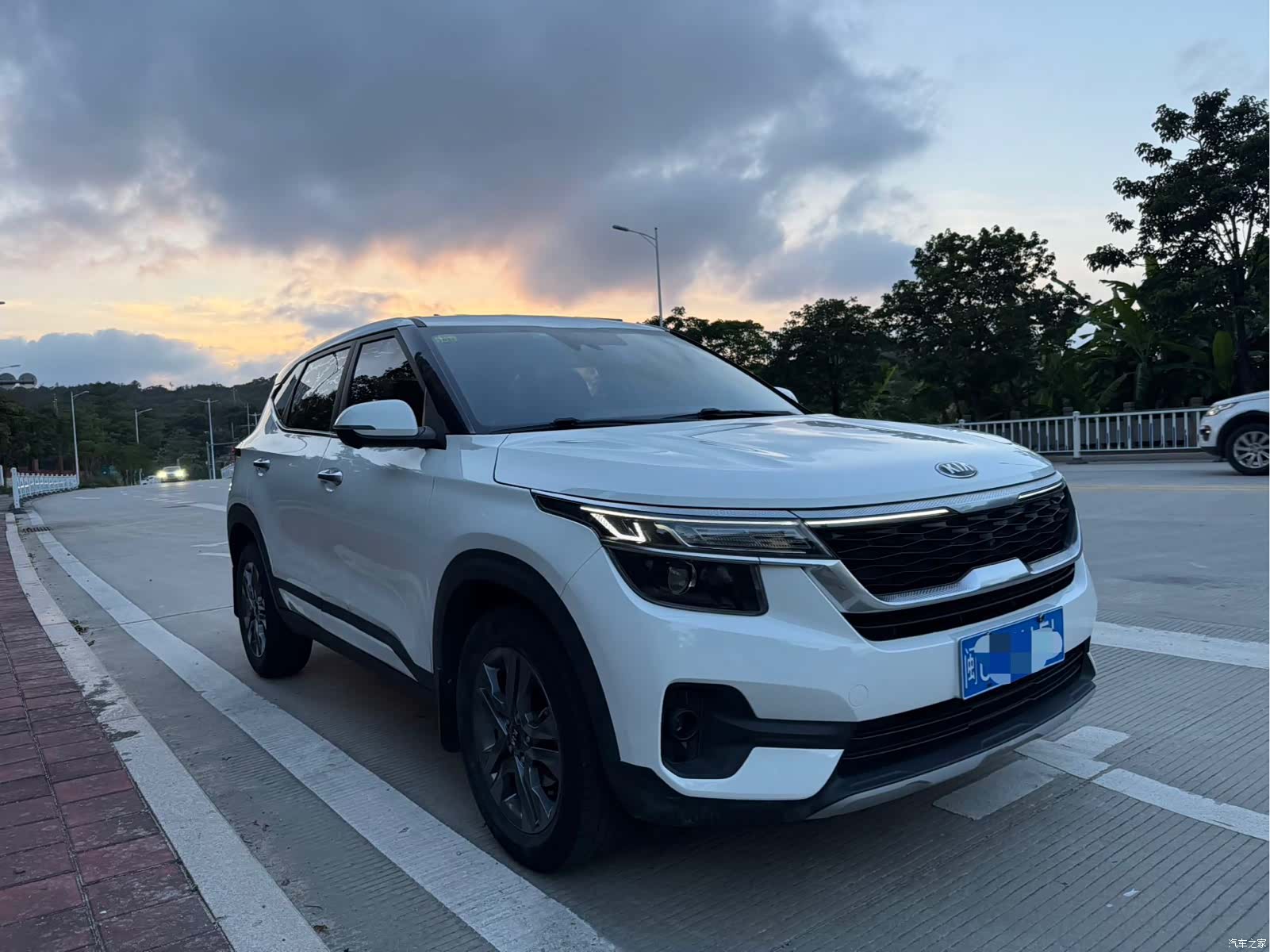 Kia KX3, 2021 3