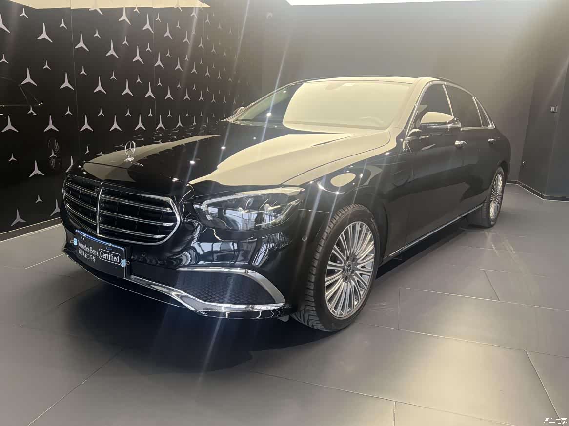 Mercedes-Benz E-Class, 2022 1