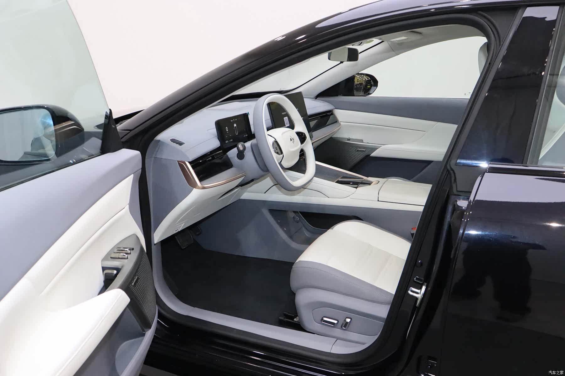 DongFeng eπ007, 2025 9