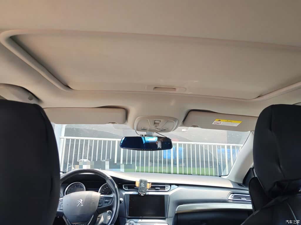 Peugeot 408, 2017 9