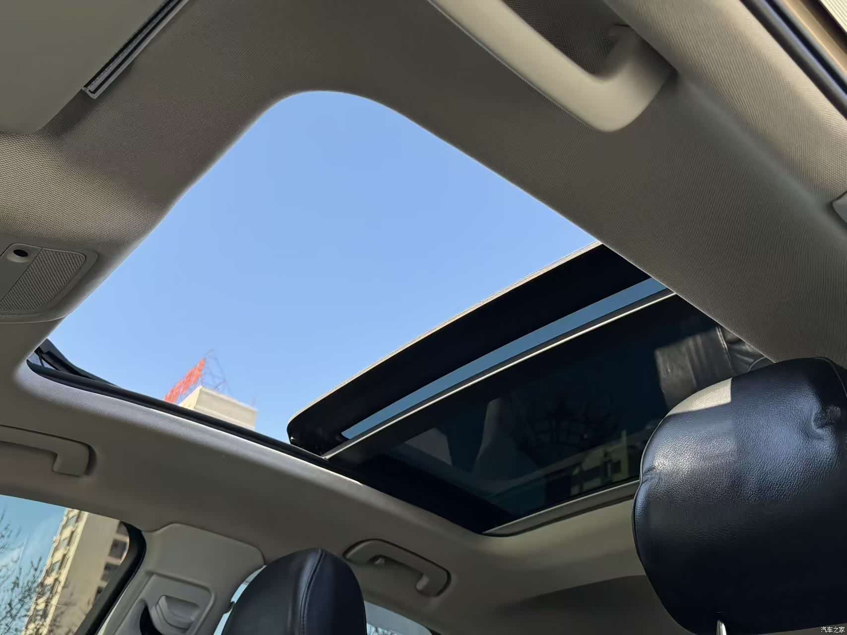 Audi Q3, 2015 11