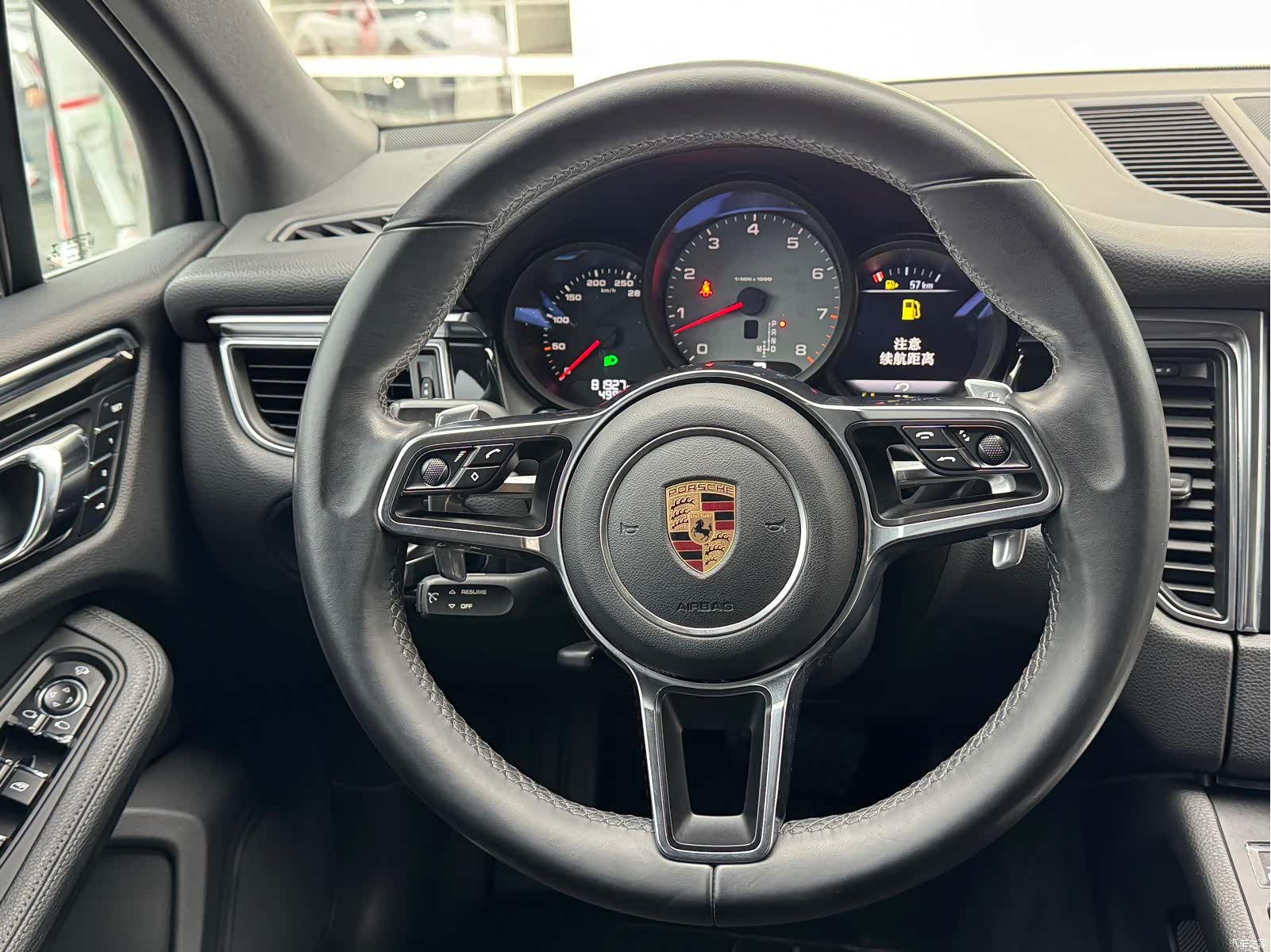 Porsche Macan, 2016 17